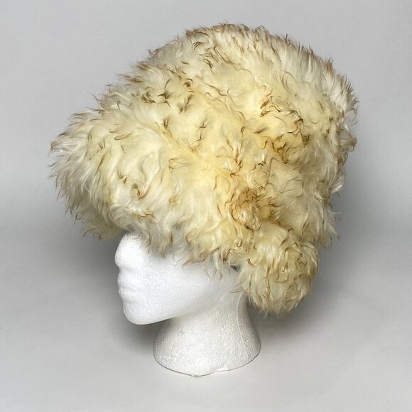 Vintage Dyed Tuscan Lamb Fur Hat Fluffy Winter Made in Italy Womens One Size - Picture 1 of 8